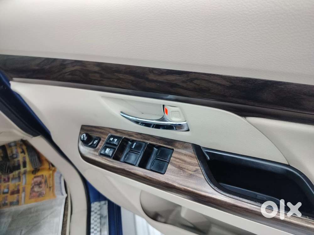 Maruti Suzuki Ertiga Zxi Plus Shvs, 2019, Petrol
