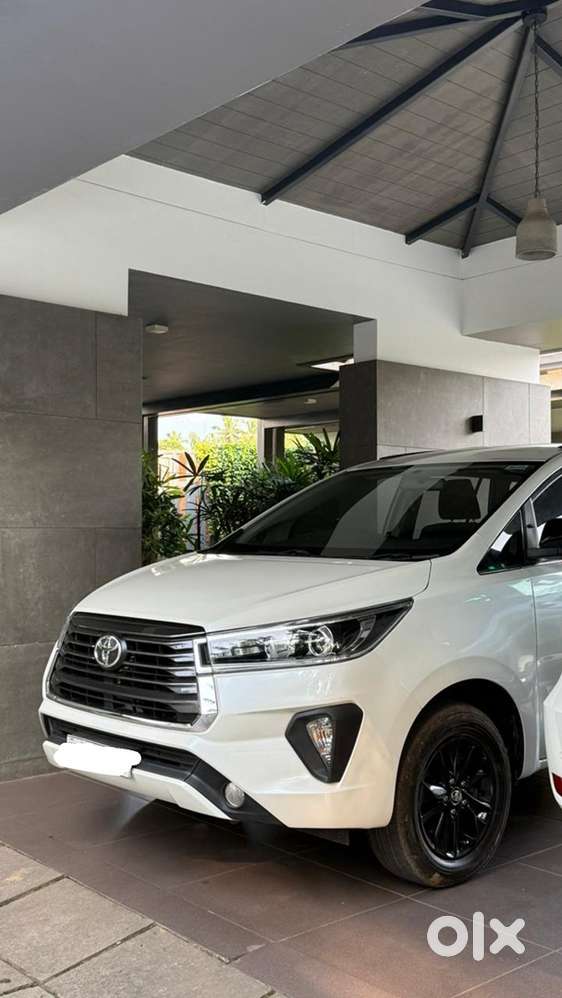Toyota Innova Crysta Diesel 2017
