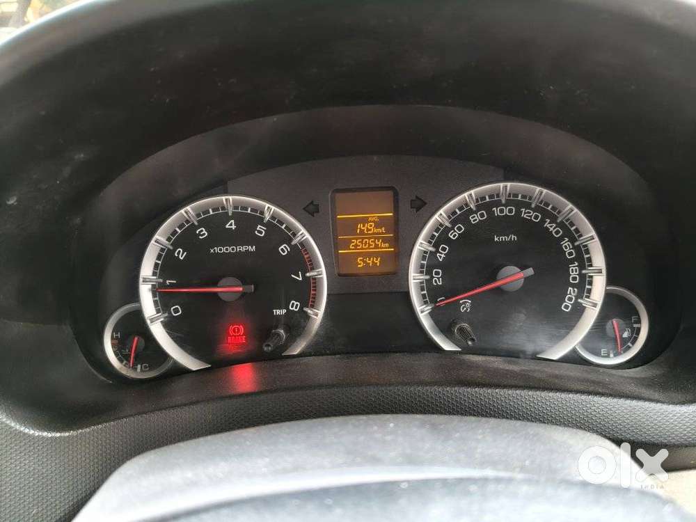 Maruti Suzuki Swift Dzire 1.2 Vxi Bsiv, 2015, Petrol