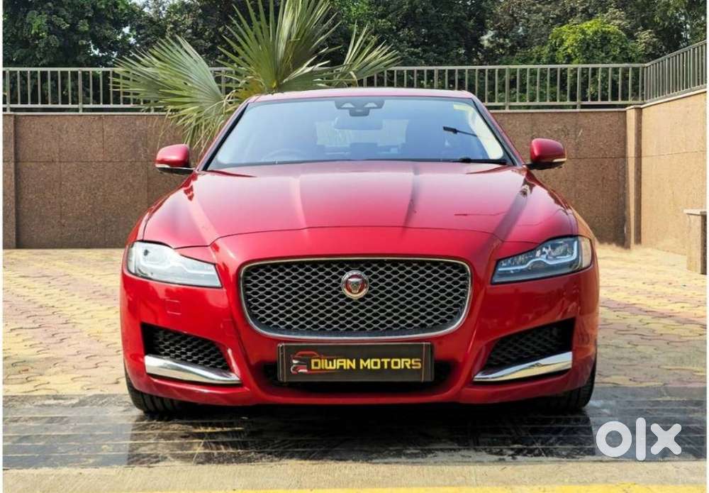 Jaguar Xf 2.0 Petrol Portfolio, 2018