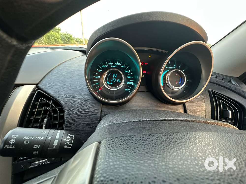 Mahindra Xuv500 W7, 2020, Diesel