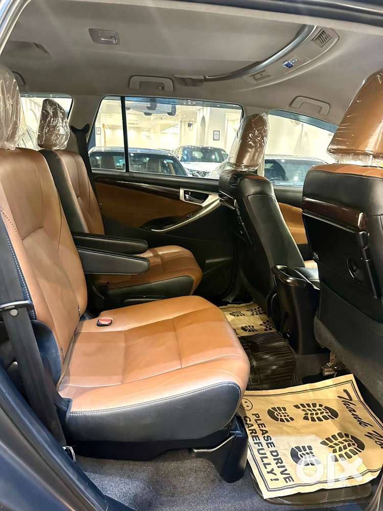 Toyota Innova Crysta 2.7 Zx At, 2017, Petrol