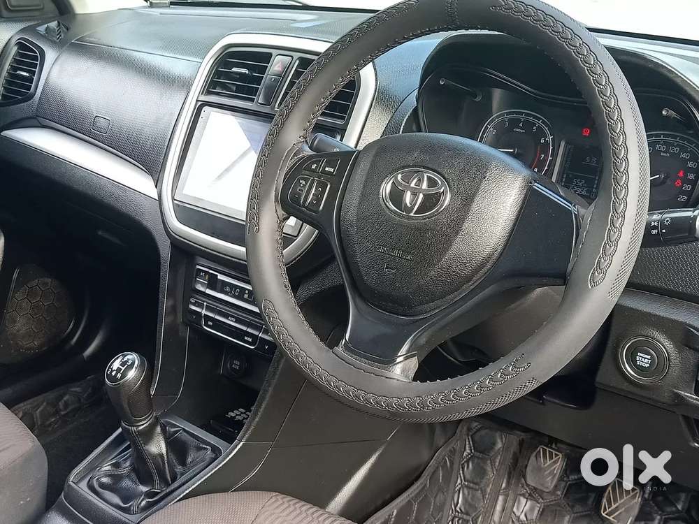 Toyota Urban Cruiser 1.5 High Grade Mt, 2022, Petrol