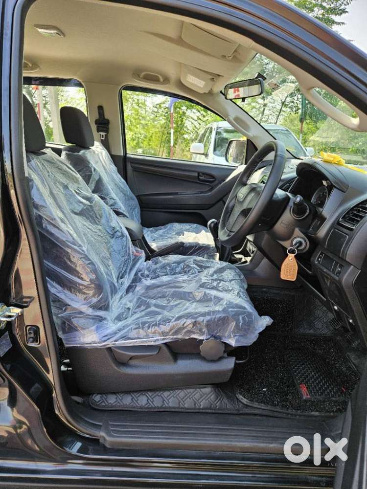 Isuzu Hi-lander 4x2 Mt, 2022, Diesel