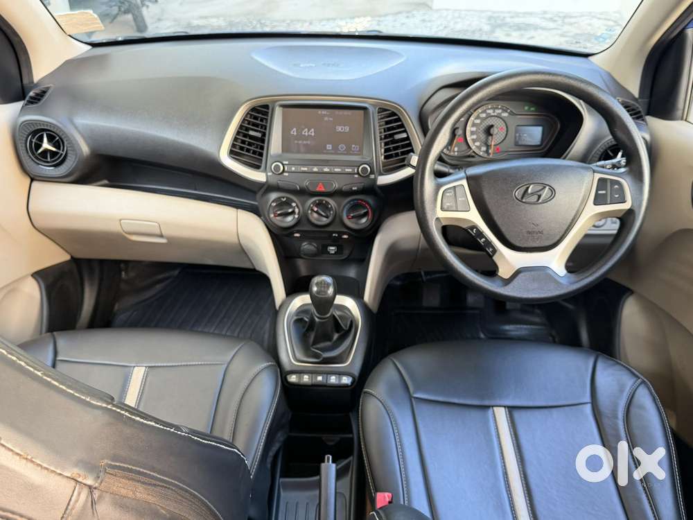 Hyundai Santro Asta, 2020, Petrol