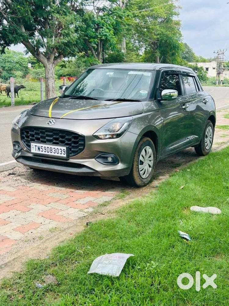 Maruti Suzuki Swift Vxi + Manual, 2024, Petrol