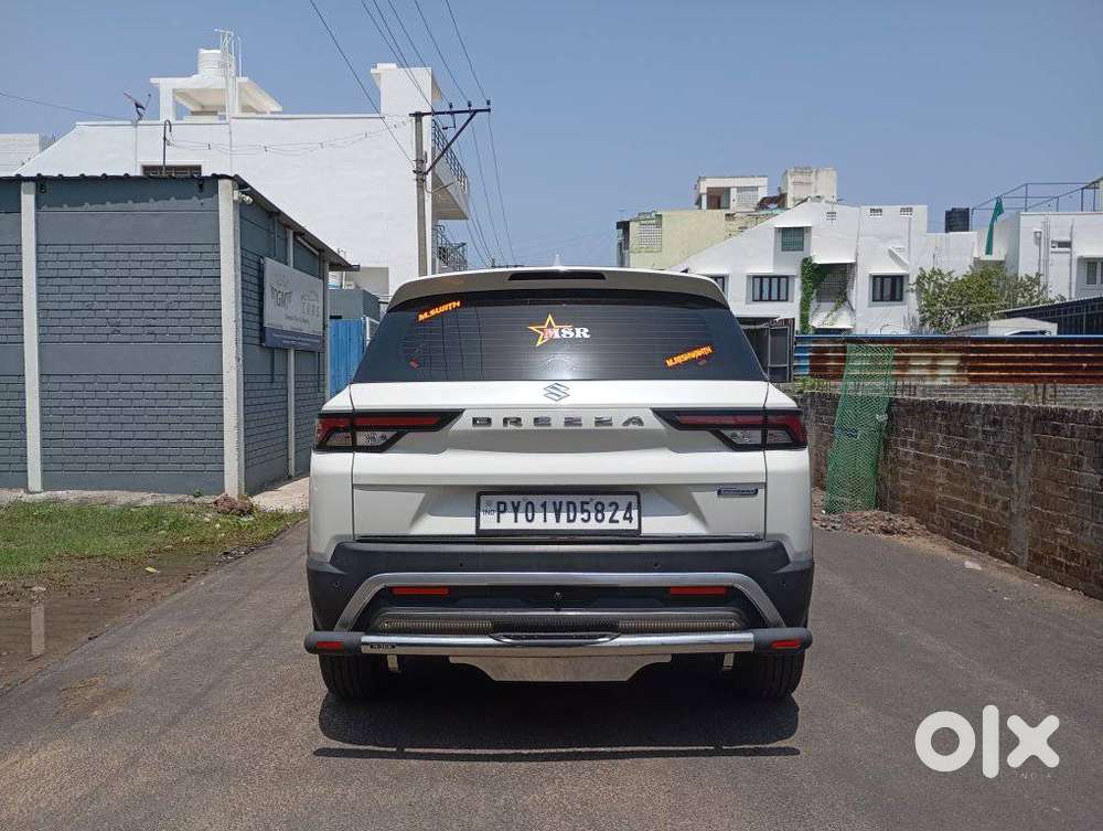 Maruti Suzuki Brezza 1.5 Vxi Smart Hybrid, 2023, Petrol
