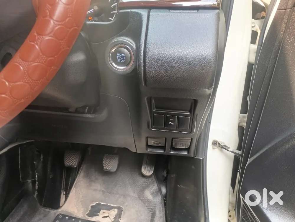Toyota Innova Crysta 2019 Diesel Manual
