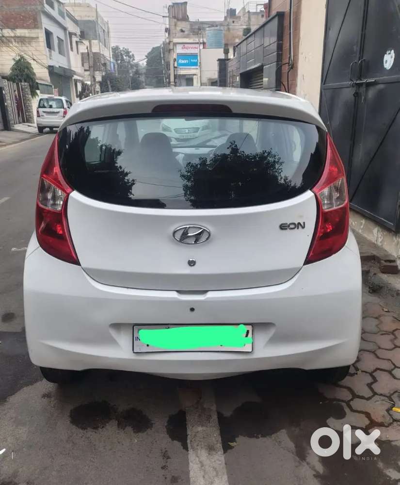 Hyundai Eon 2017 Petrol 70000 Km Driven