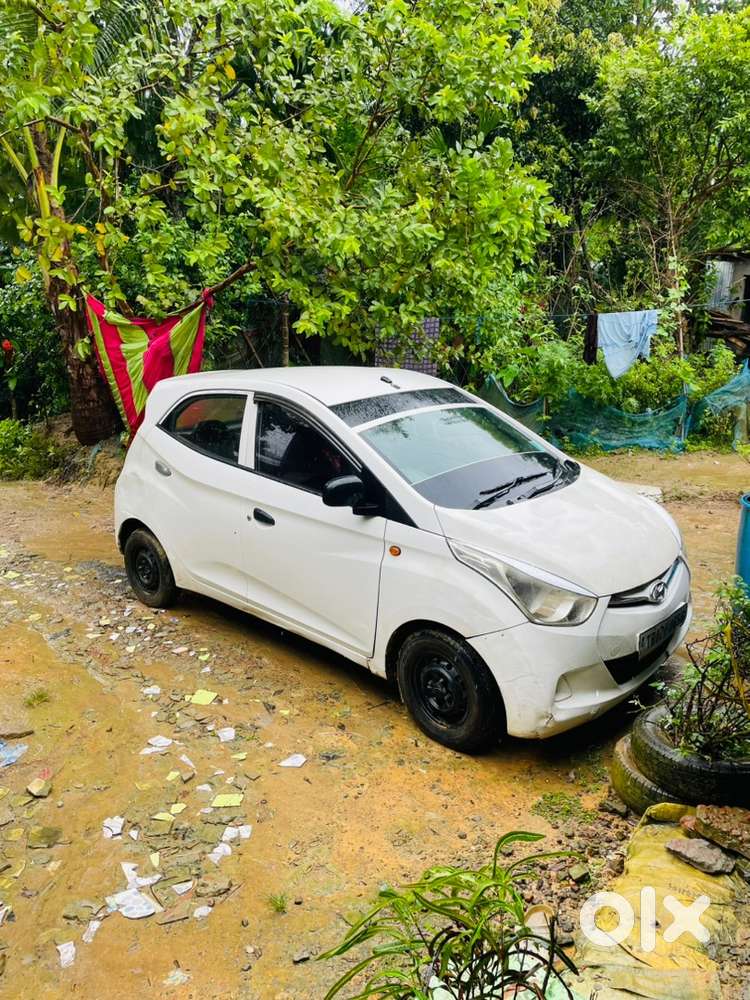 Honda Eon Car