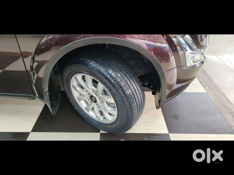 Mahindra Xuv500 2011-2015 W8 2wd, 2016, Petrol