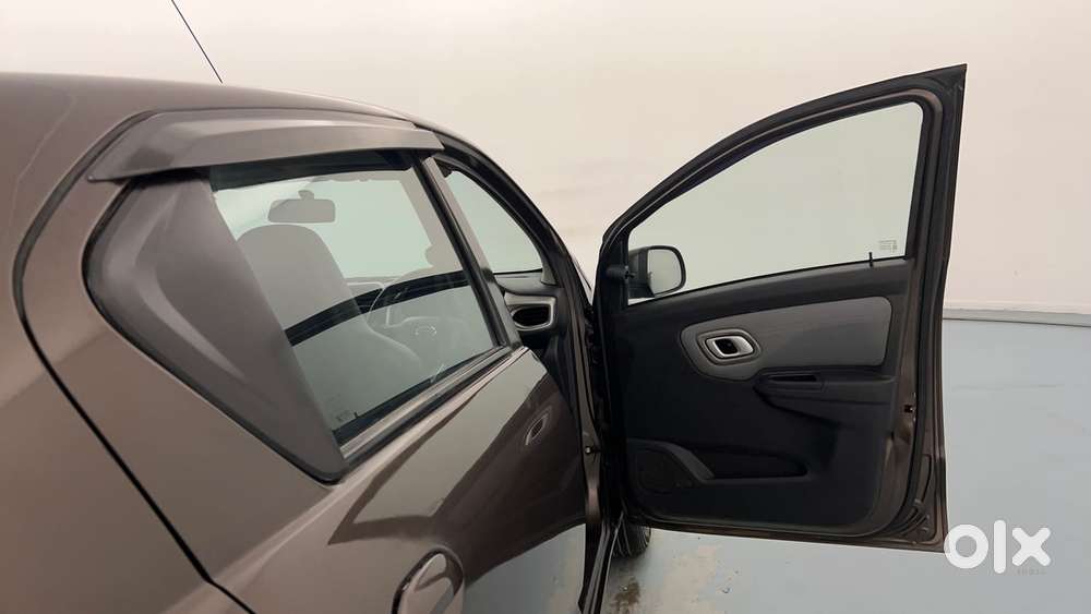 Datsun Redigo 1.0 T (o), 2021, Petrol