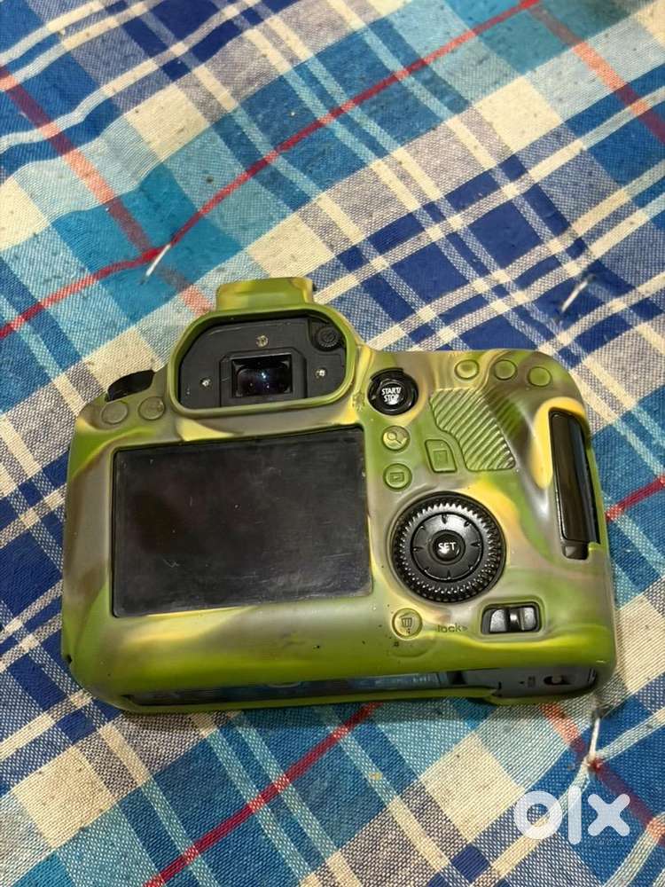 Canon EOS 6D DSLR Camera Body – Good Condition With Silicone Cover