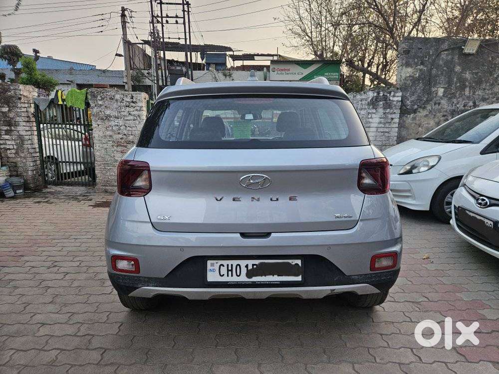 Hyundai Venue Sx Plus Turbo Dct, 2019, Petrol