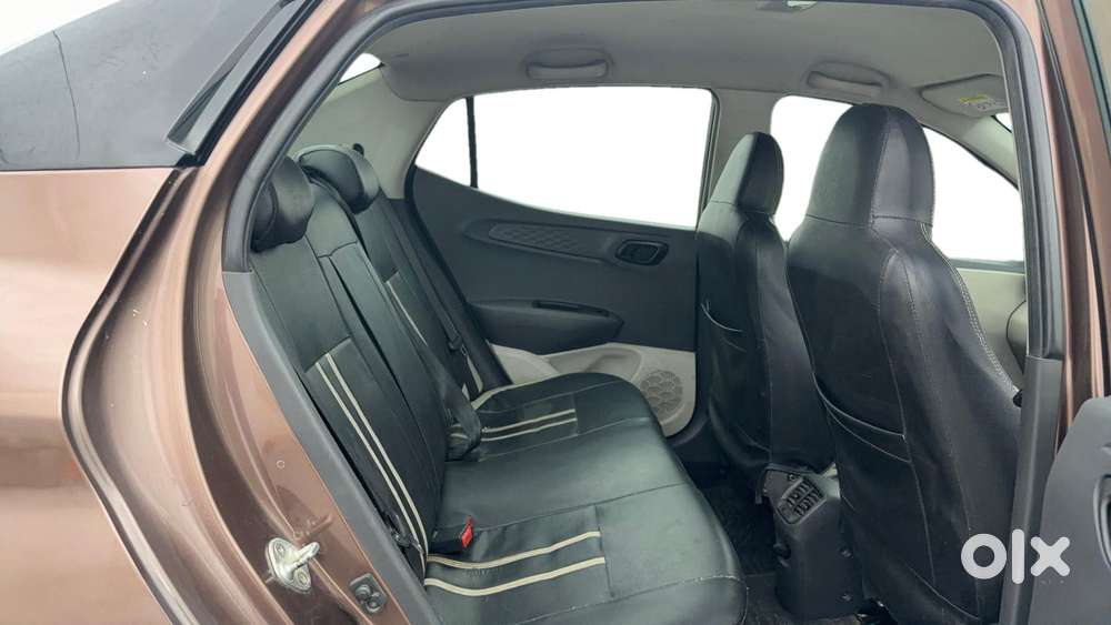 Hyundai Aura 1.2 S Petrol Amt, 2020, Petrol