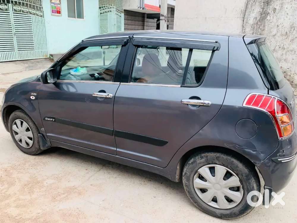 Maruti Suzuki Swift 2008 Diesel 121000 Km Driven