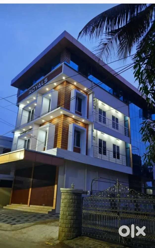 5 Cent 4500 Sqft New Buliding For Sale Chembhumukku Near Kakkanad.