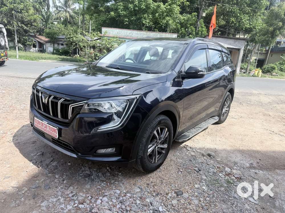 Mahindra Xuv700 2.0 Ax 5 Petrol Mt 7 Str, 2022, Petrol