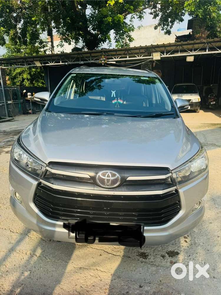 Toyota Innova Crysta 2017 Diesel Well Maintained