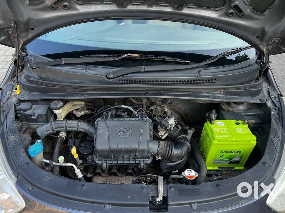 Hyundai I10 Sportz, 2014, Petrol