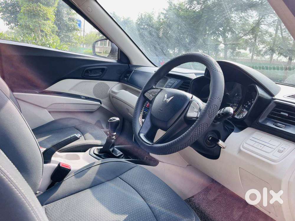 Mahindra Xuv300 W6, 2023, Petrol