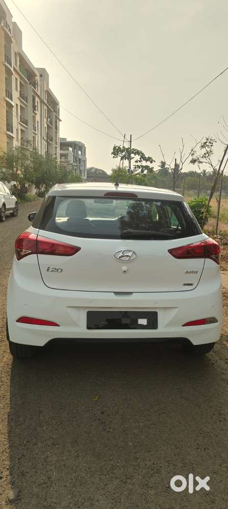 Hyundai New I20 1.2 Asta (o) Mt Dual Tone, 2014, Diesel