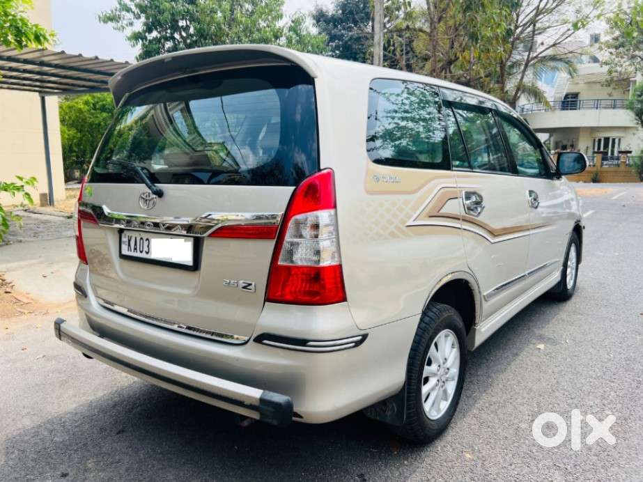 Toyota Innova 2.5 Z Diesel 7 Seater Bs Iv, 2014, Diesel