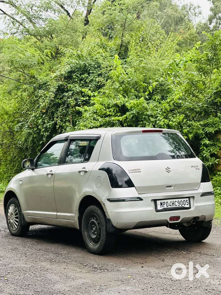 Maruti Suzuki Swift 1.3 Vxi, 2005, Petrol