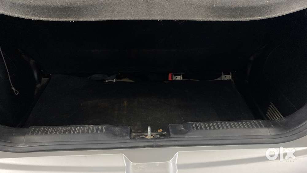 Maruti Suzuki Swift Vvt Vxi, 2022, Petrol