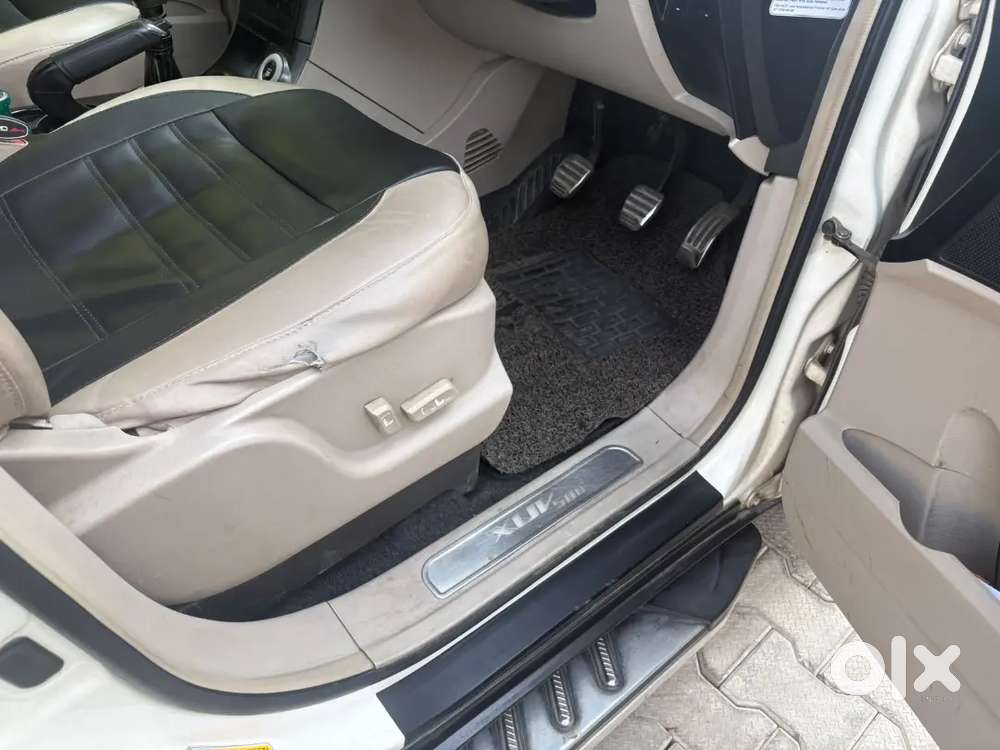 Mahindra Xuv500 2017 Diesel 147000 Km Driven