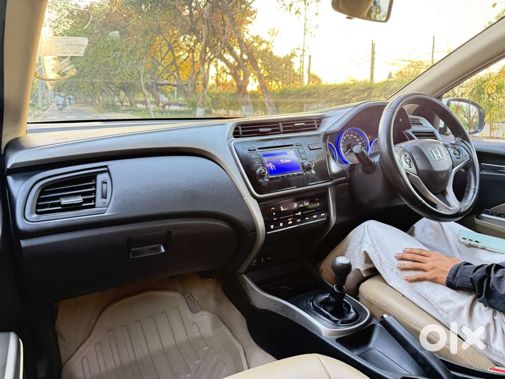 Honda City V Inspire, 2016, Petrol