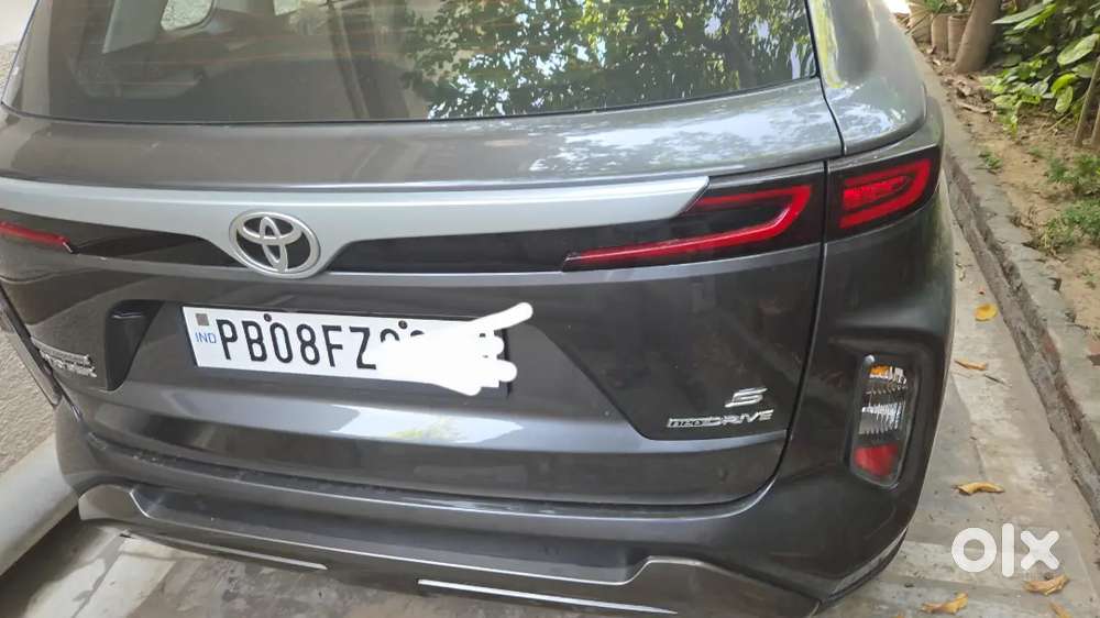 Toyota Hyryder Automatic