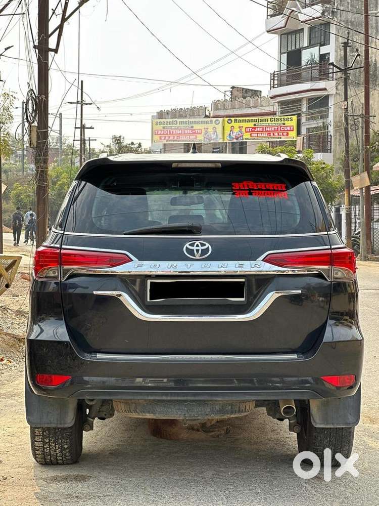 Toyota Fortuner 2020 Diesel 88000 Km Driven