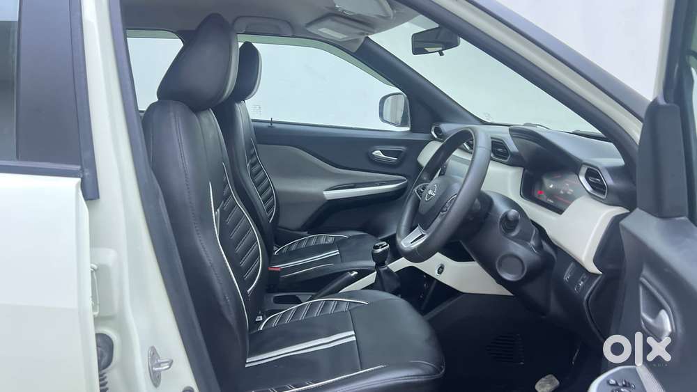 Nissan Magnite Xv Turbo, 2022, Petrol