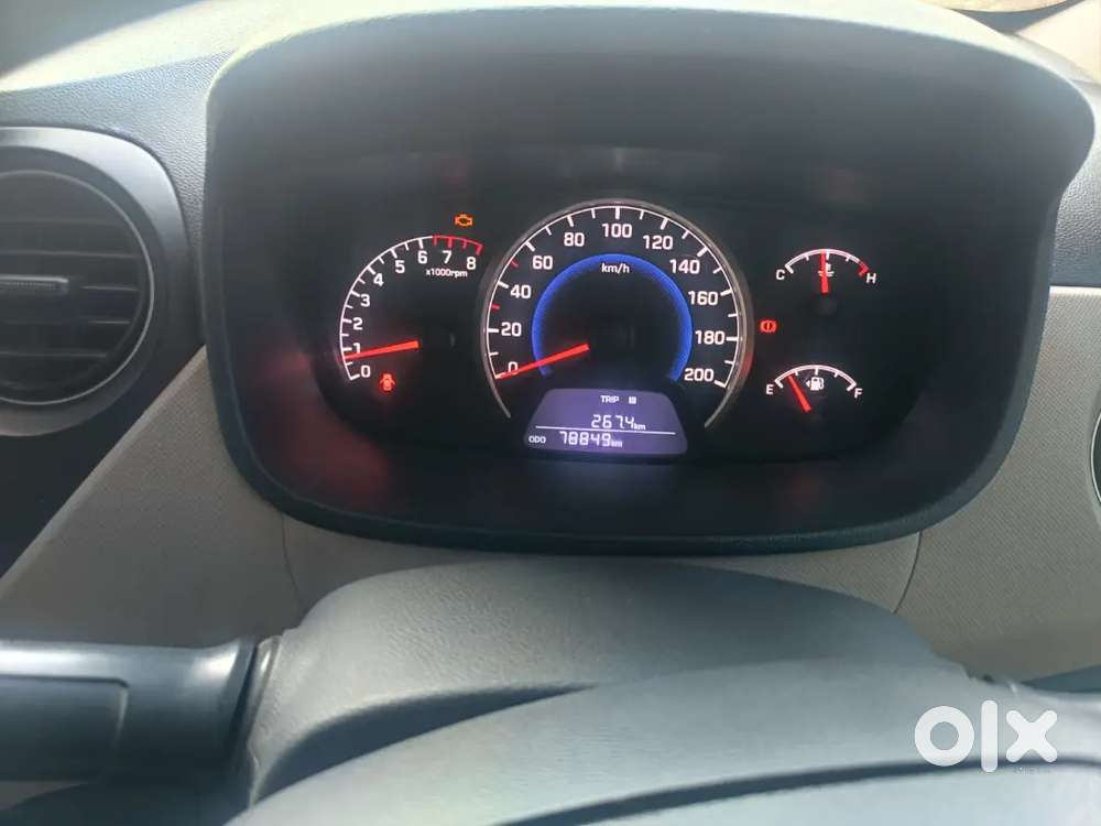 Hyundai Grand I10 2017 Petrol & Cng