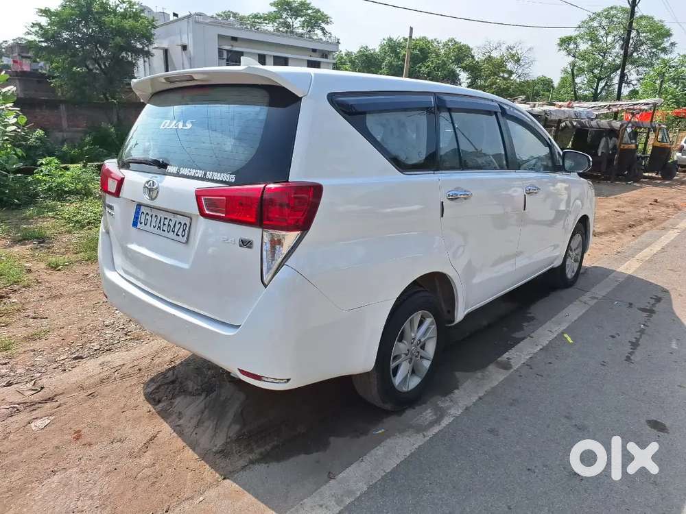 Toyota Innova Crysta 2019