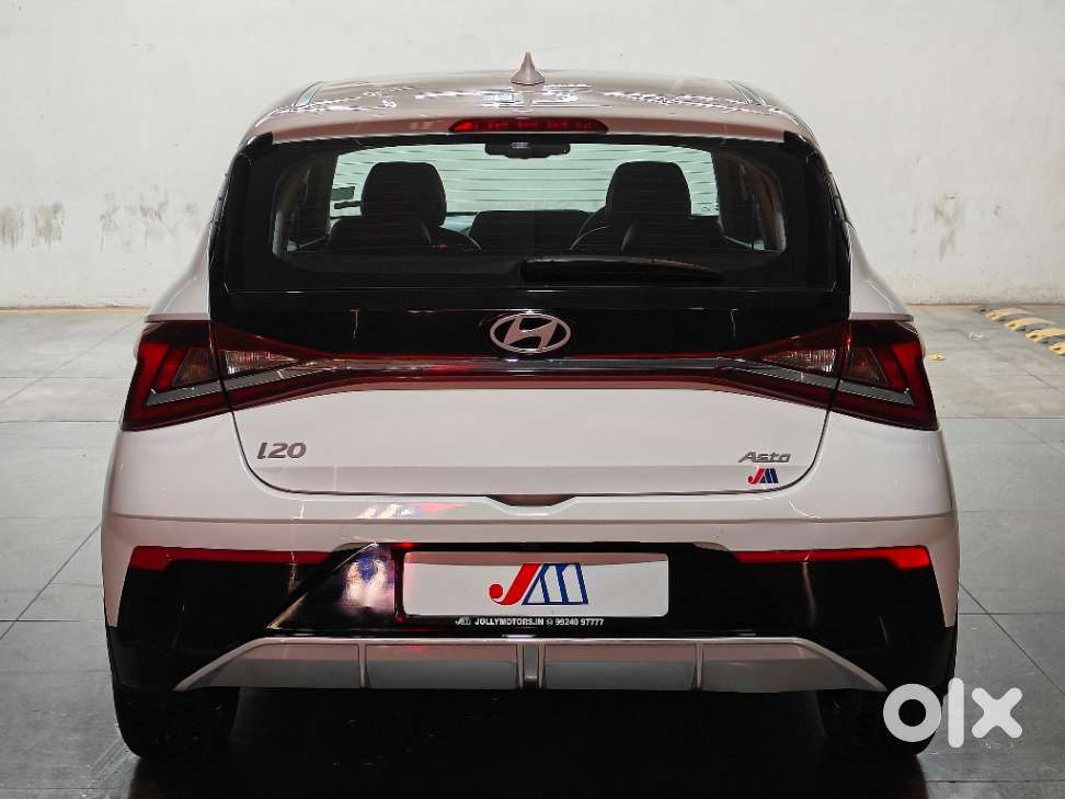 Hyundai New I20 1.2 Asta (o) Ivt, 2024, Petrol