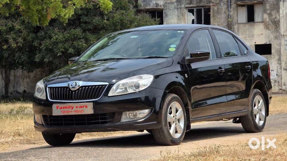 Skoda Rapid 1.6 Mpi At Elegance, 2016, Petrol