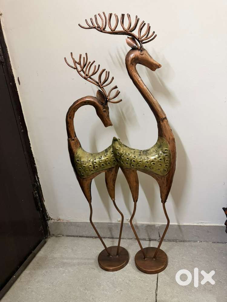 Handcrafted Metal Deer Showpiece