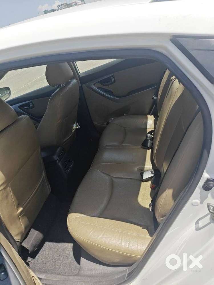 Hyundai Elantra 1.6 Sx Option, 2013, Petrol