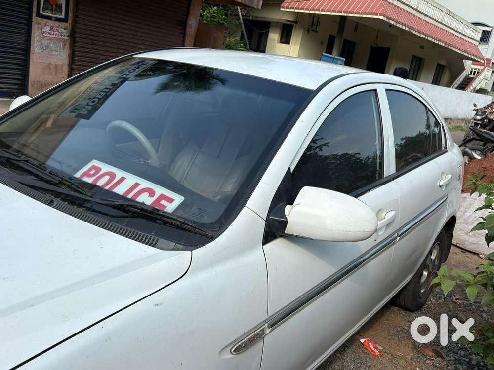 Hyundai Verna 2010 Diesel 106500 Km Driven