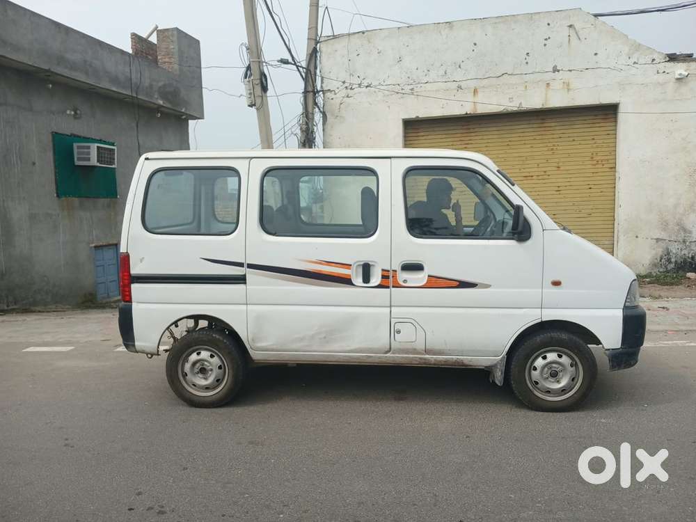 Maruti Suzuki Eeco 2017