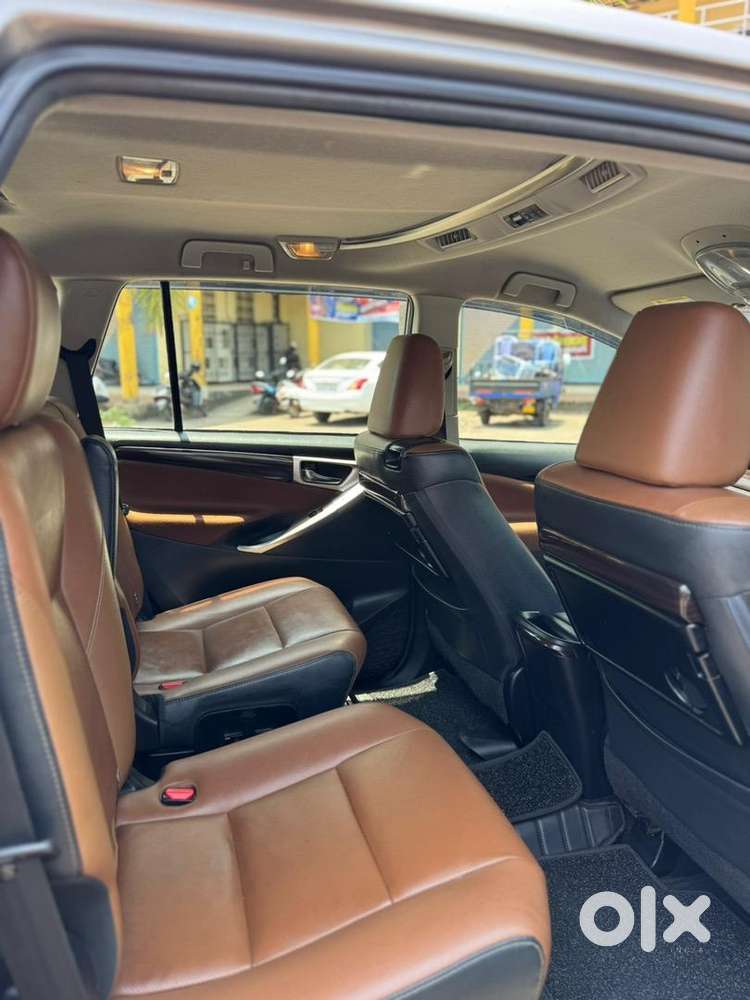 Toyota Innova Crysta 2020 Diesel Well Maintained