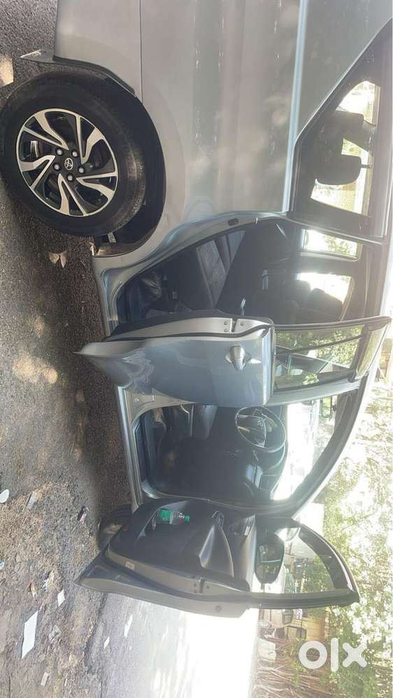 Toyota Innova Crysta 2.4 V 7 Str, 2022, Diesel