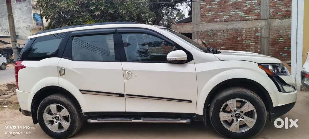 Mahindra Xuv500 2015