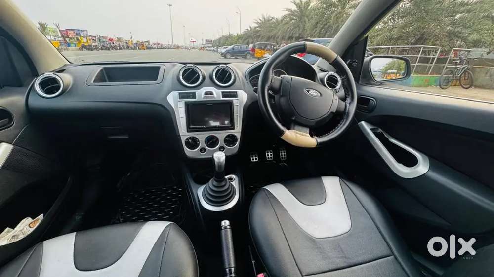 Ford Figo 2011 Petrol 48000 Km Driven