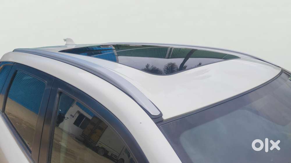 Maruti Suzuki Grand Vitara 1.5 Alpha Plus Intelligent Hybrid Ecvt, 2..