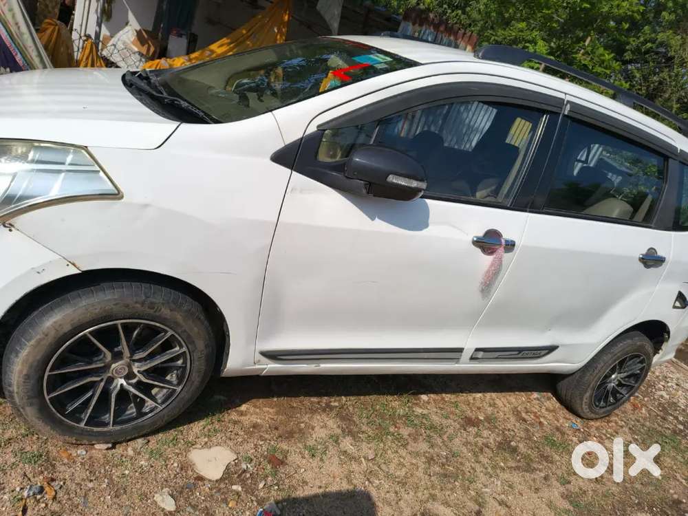 Maruti Suzuki Ertiga Vxi
