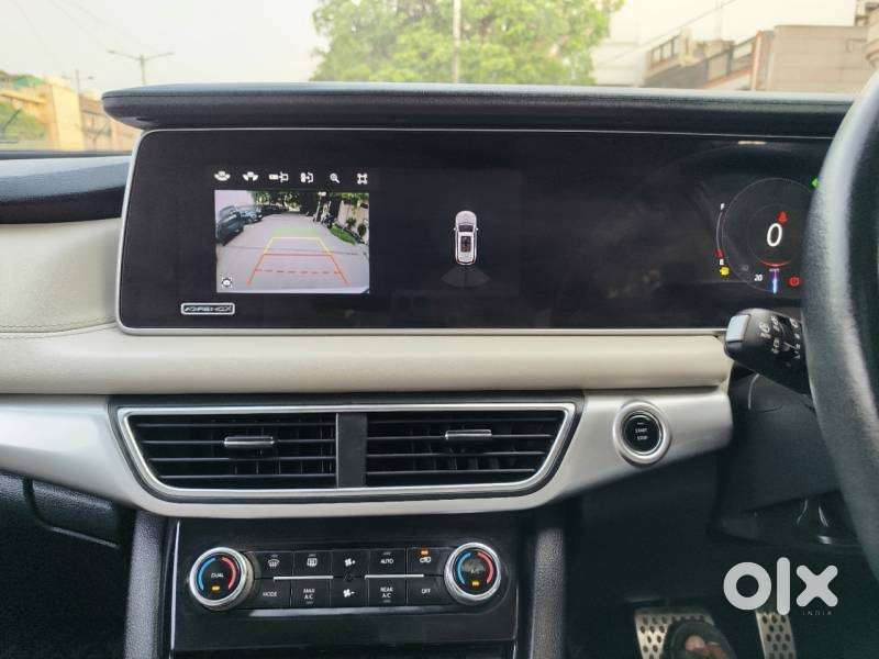 Mahindra Xuv700 2.2 Ax 7 Diesel At Str Awd, 2022, Diesel