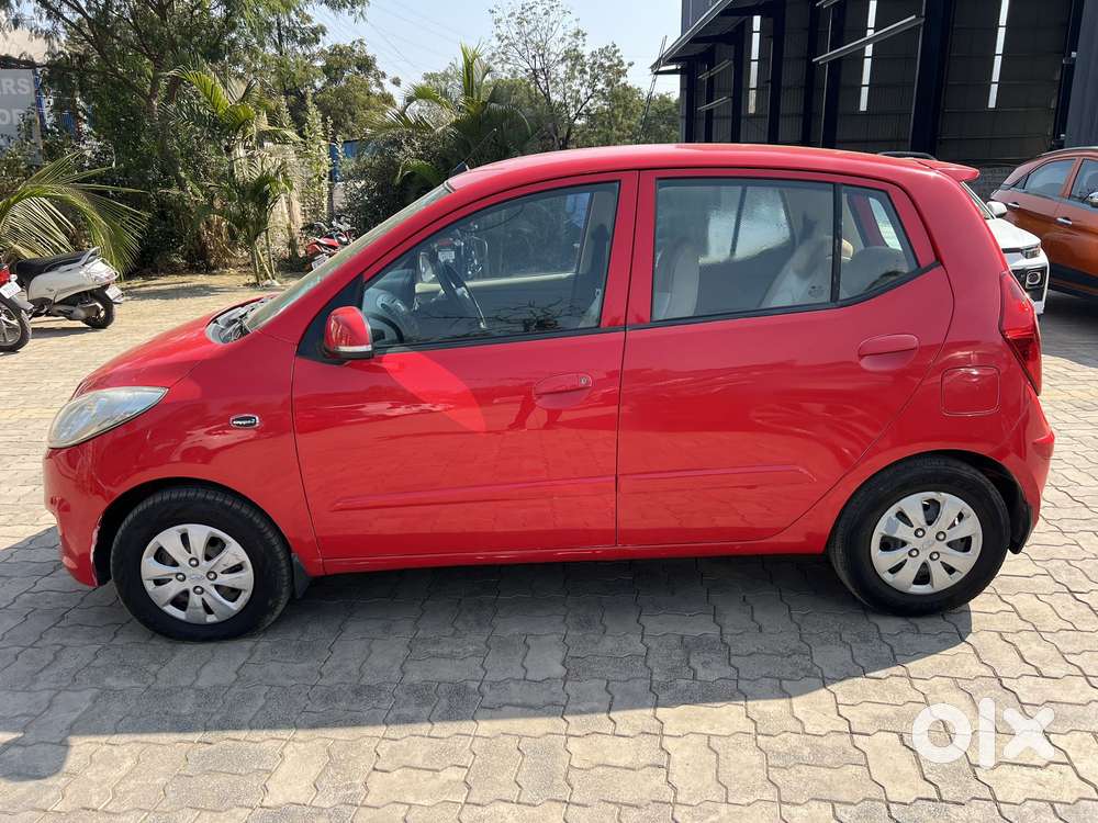 Hyundai I10 Sportz At, 2011, Petrol